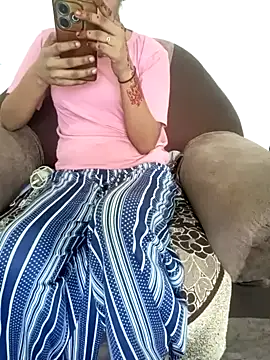Student girl2 online show from September 18, 2025, 4:58 am