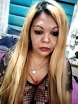 hemilynthomas2467 online show from September 30, 2025, 2:22 pm