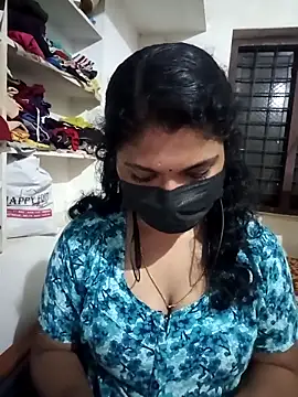 swetha01430 online show from September 21, 2025, 5:36 pm