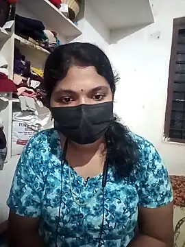 swetha01430 online show from October 8, 2025, 4:04 pm