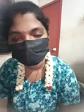 swetha01430 online show from October 13, 2025, 11:16 pm