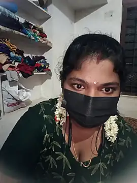 swetha01430 online show from October 15, 2025, 5:02 pm