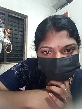 swetha01430 online show from October 18, 2025, 4:19 pm