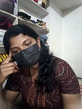 swetha01430 online show from November 1, 2025, 4:42 pm