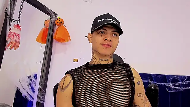 Snapshot of john_mystic chatting on October 18, 2025, 3:09 am john mystic online show from October 18, 2025, 3:09 am