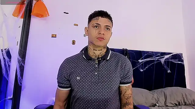 Snapshot of john_mystic chatting on October 23, 2025, 5:07 am john mystic online show from October 23, 2025, 5:07 am