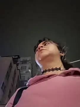 Snapshot of LylaVixxen chatting on November 3, 2025, 11:48 pm LylaVixxen online show from November 3, 2025, 11:48 pm