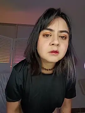 Snapshot of LylaVixxen chatting on November 8, 2025, 6:13 am LylaVixxen online show from November 8, 2025, 6:13 am