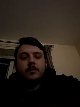 Snapshot of XXKieran chatting on November 2, 2025, 9:28 pm XXKieran online show from November 2, 2025, 9:28 pm