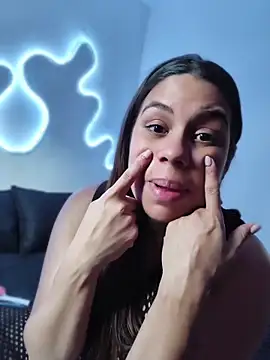 GabyMontenegro online show from March 29, 2026, 7:25 pm