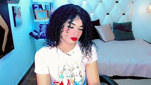 Veronica Misst  online show from September 9, 2025, 11:43 am