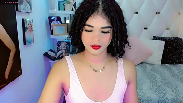 Veronica Misst  online show from September 19, 2025, 12:28 pm