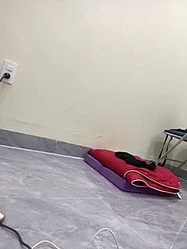 Lyly suri07 online show from November 2, 2025, 4:31 pm