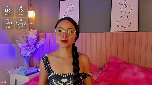 Annie  2 online show from September 15, 2025, 12:16 pm