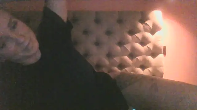 Justnani001 online show from October 30, 2025, 9:59 pm