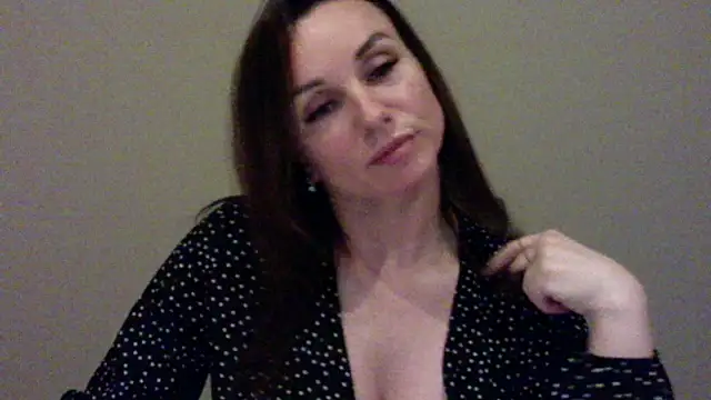 Justnani001 online show from February 7, 2026, 10:02 pm