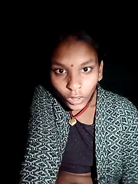 Idhika Jha online show from November 22, 2025, 1:15 am