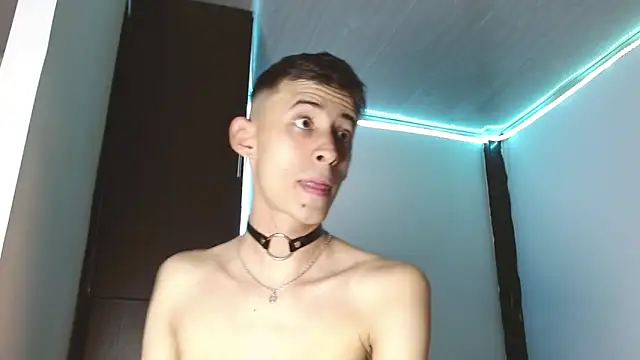 Snapshot of Emil_prl chatting on September 11, 2025, 3:12 pm Emil prl online show from September 11, 2025, 3:12 pm