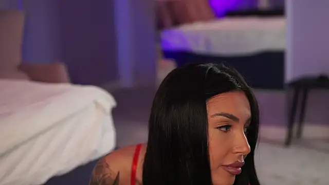 AishaaDevoe online show from October 22, 2025, 5:34 pm