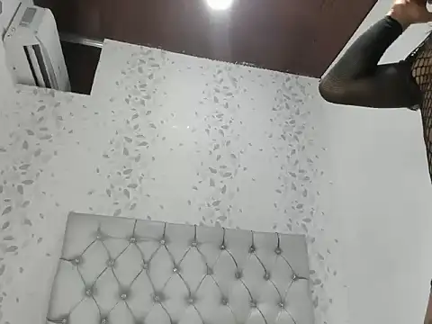 michelle perla online show from October 1, 2025, 7:20 pm