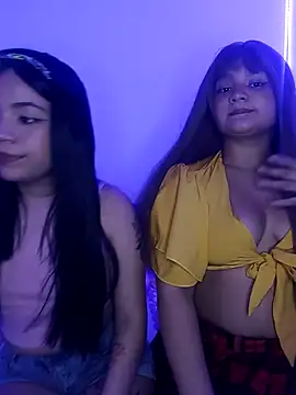 Snapshot of Sofia18hotdding chatting on October 18, 2025, 5:54 am Sofia18hotdding online show from October 18, 2025, 5:54 am