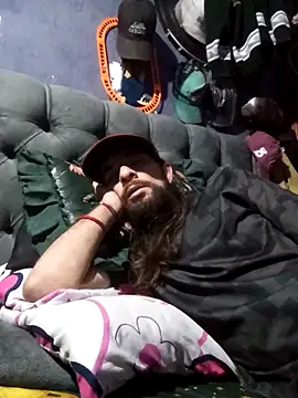 Snapshot of hairy_mannn chatting on February 8, 2026, 3:21 am hairy mannn online show from February 8, 2026, 3:21 am