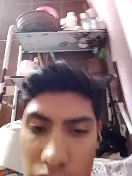 aispuro8505 online show from September 14, 2025, 6:23 am