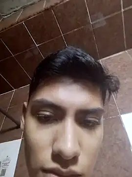 aispuro8505 online show from September 26, 2025, 7:12 am