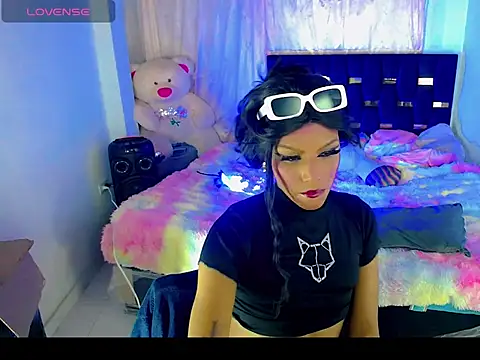 TheBlackwidows online show from October 31, 2025, 3:13 pm