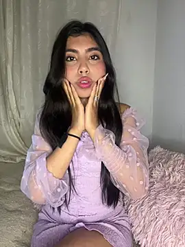 Snapshot of DianeSuns_ chatting on January 15, 2026, 4:06 am DianeSuns online show from January 15, 2026, 4:06 am