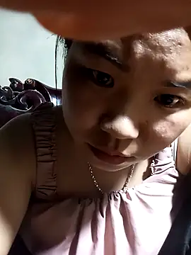 Snapshot of may-squirl chatting on October 1, 2025, 1:39 pm may-squirl online show from October 1, 2025, 1:39 pm