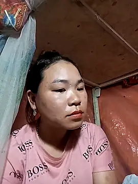 Snapshot of may-squirl chatting on October 14, 2025, 11:44 am may-squirl online show from October 14, 2025, 11:44 am