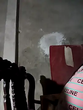 Snapshot of may-squirl chatting on October 22, 2025, 3:23 pm may-squirl online show from October 22, 2025, 3:23 pm