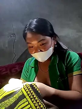 Snapshot of may-squirl chatting on October 29, 2025, 1:46 pm may-squirl online show from October 29, 2025, 1:46 pm