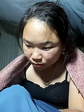 Snapshot of may-squirl chatting on November 4, 2025, 2:38 pm may-squirl online show from November 4, 2025, 2:38 pm