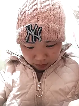 may-squirl online show from November 13, 2025, 1:37 am