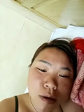 may-squirl online show from December 2, 2025, 12:38 am