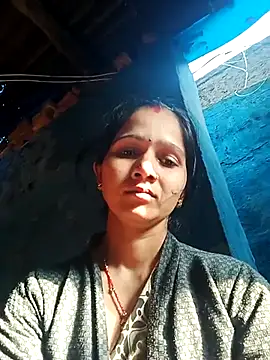 Jooli xx online show from November 5, 2025, 2:44 am