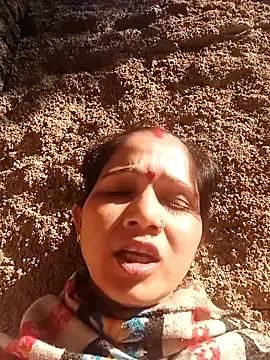 Jooli xx online show from January 14, 2026, 4:29 am