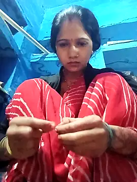 Jooli xx online show from February 21, 2026, 2:34 am