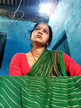 Jooli xx online show from February 24, 2026, 11:30 am