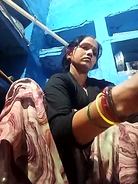 Jooli xx online show from February 26, 2026, 2:38 pm