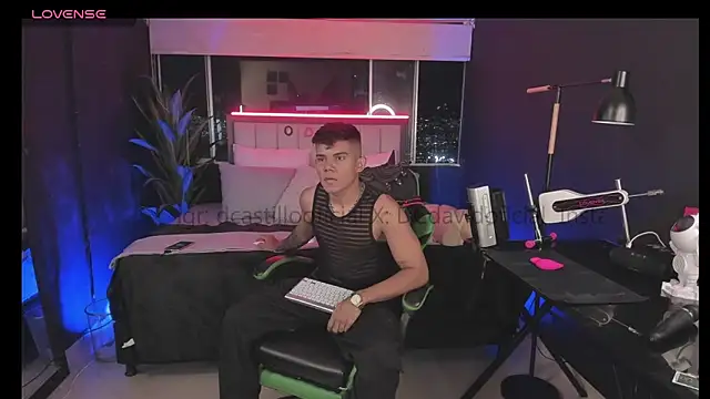 Snapshot of Jack_castell chatting on April 29, 2026, 11:55 pm Jack castell online show from April 29, 2026, 11:55 pm