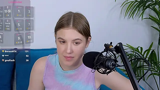 Snapshot of MelanieHenders chatting on September 11, 2025, 5:46 pm MelanieHenders online show from September 11, 2025, 5:46 pm