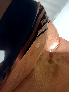 Hot janu93 online show from September 16, 2025, 5:52 am