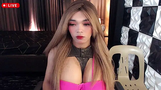 Snapshot of BigCockKharlaTS chatting on October 12, 2025, 2:10 am BigCockKharlaTS online show from October 12, 2025, 2:10 am