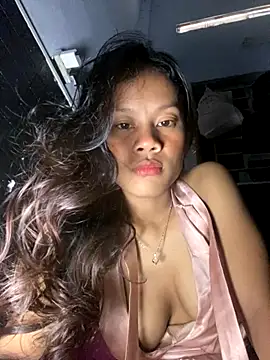 Baby sit online show from October 6, 2025, 3:15 am