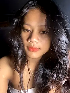 Baby sit online show from October 9, 2025, 7:39 am