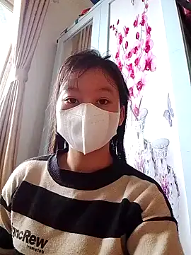 Baby sit online show from November 12, 2025, 2:01 am