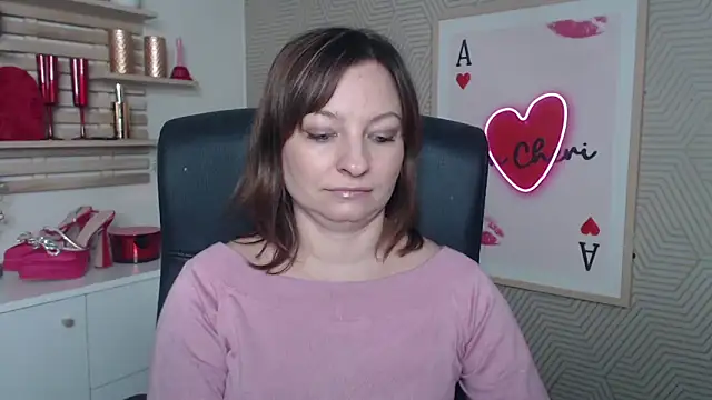 angelaSamt online show from February 18, 2026, 6:42 am